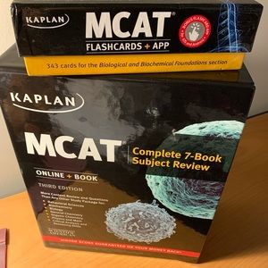3rd edition Kaplan MCAT books and flashcards